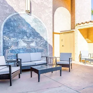 https://rodeway-inn-suites-colton.palm-springs-ca-hotels.com